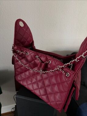 Quilted Burgundy Chain Strap Women’s Shoulder Bag